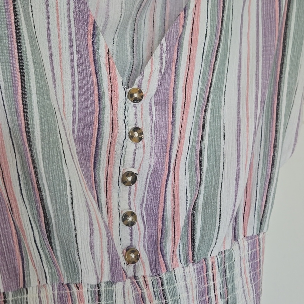 Striped V-Neck Buttoned Women's Top - Picture 5 of 9